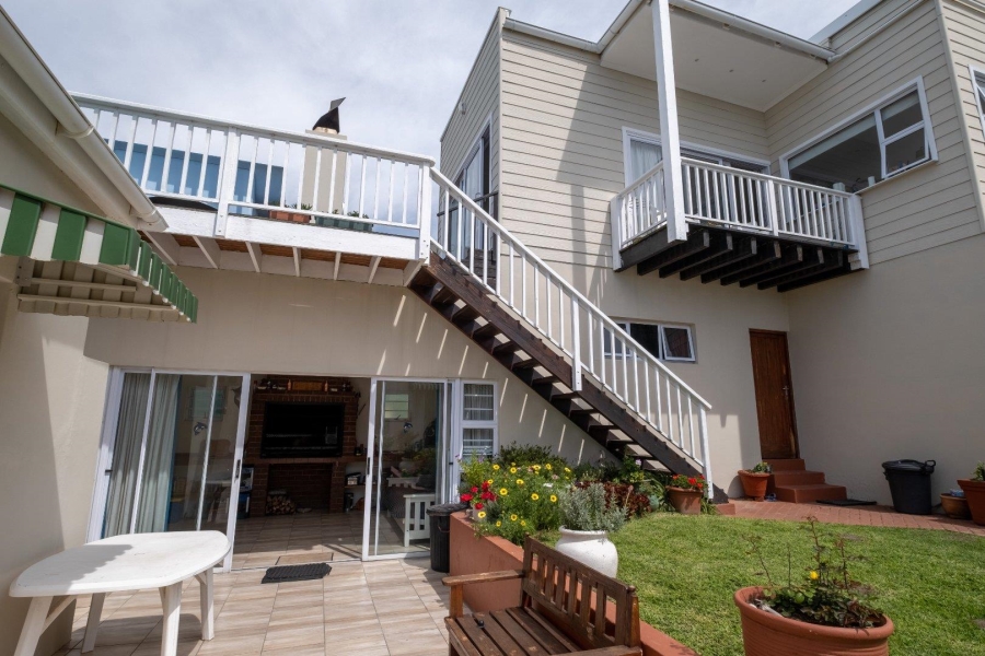 To Let 1 Bedroom Property for Rent in Kidds Beach Eastern Cape